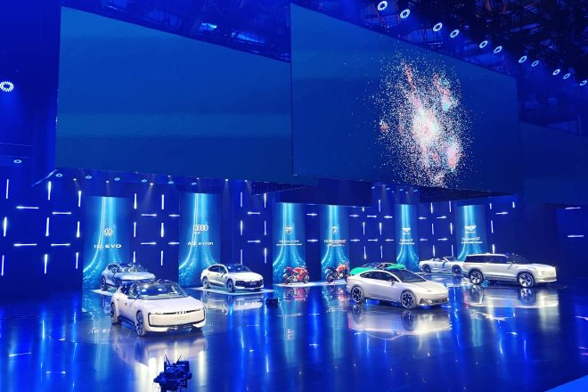 2025上海车展:AUDI E5 Sportback领衔众多新车亮相大众集团之夜