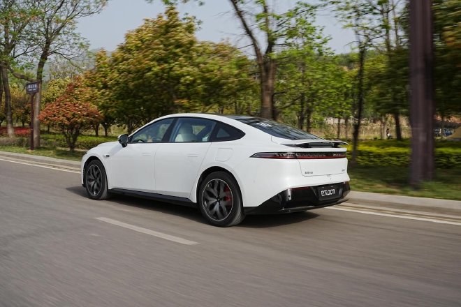 好看、好开、好价 试驾2025款东风奕派eπ007