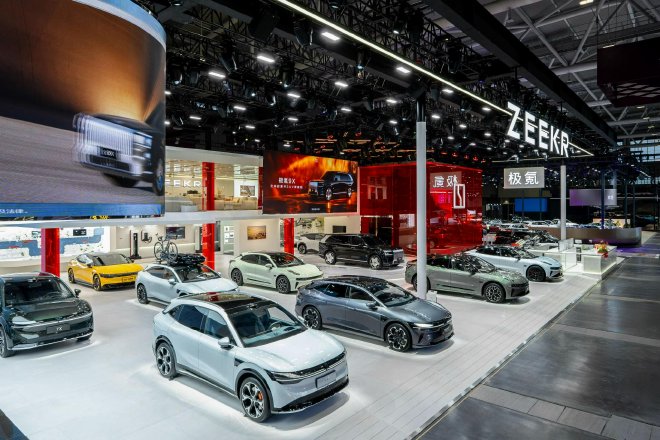 极氪多款明星车型亮相粤港澳车展，9X成为最大焦点