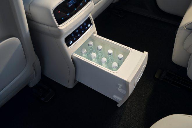 2026款东风奕派eπ008正式上市 限时先享价17.36万元起