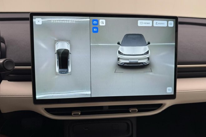 越级实力重新定义A0级纯电家轿 静态体验极狐T1