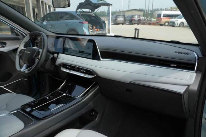 枪击+坦克碾压!鲁班电池2.0这次扛得住吗?