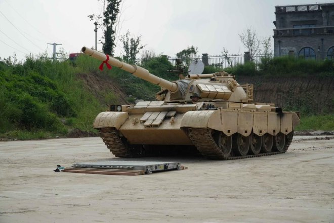 枪击+坦克碾压!鲁班电池2.0这次扛得住吗?