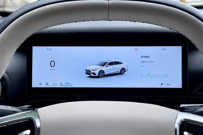 新能源神车来了 静态体验吉利银河星耀6