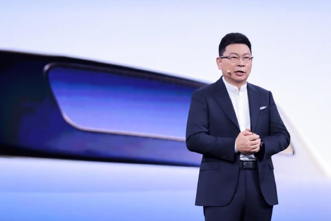 鸿蒙智行技术焕新发布会举行 尊界S800、问界M9、尚界Z7齐亮相