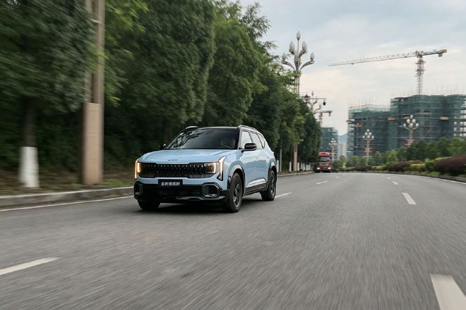 小型SUV全能选手 试驾全新起亚赛图斯