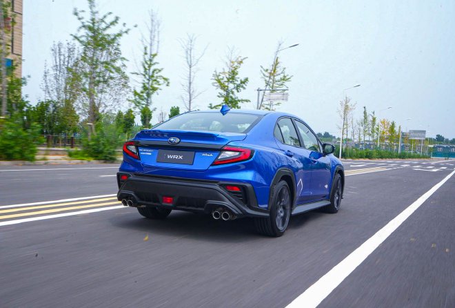 手动乐趣多且乘坐舒适 道路试驾斯巴鲁WRX