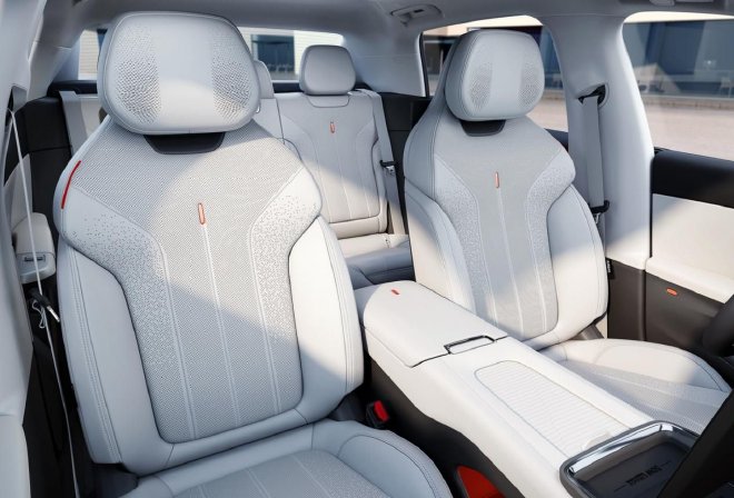 依然是最懂年轻人的 试驾体验领克07EM-P