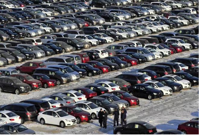 2023车市年终盘点 价格战贯穿全年 华小魅闯入造车圈