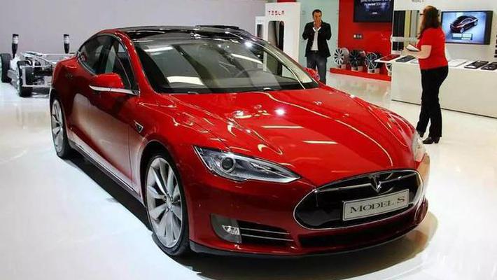 新能源二手车为啥不值钱？特斯拉3年后残值仅3成