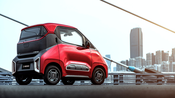 宝骏全新E200官图发布 续航可达270公里