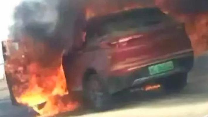 威马受多起″自燃″影响 9月销量大幅下滑38%