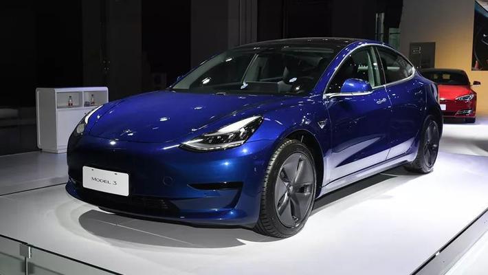 特斯拉Model3/宝马3系 养车费用差多少？