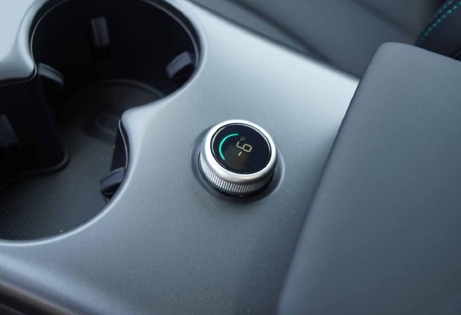 比亚迪海豹06EV 一台非常全面的中型纯电轿跑