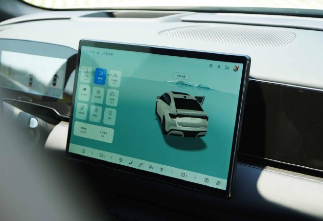比亚迪海豹06EV 一台非常全面的中型纯电轿跑