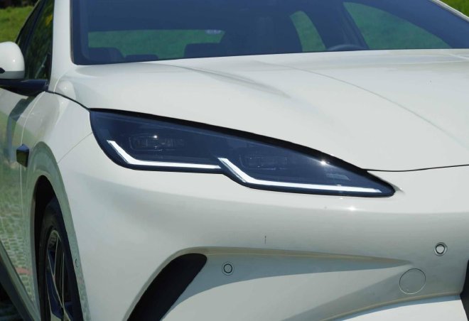 比亚迪海豹06EV 一台非常全面的中型纯电轿跑