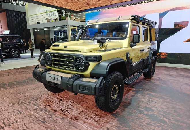 2025广州车展:售价20.58万元 212 T01高地版正式上市