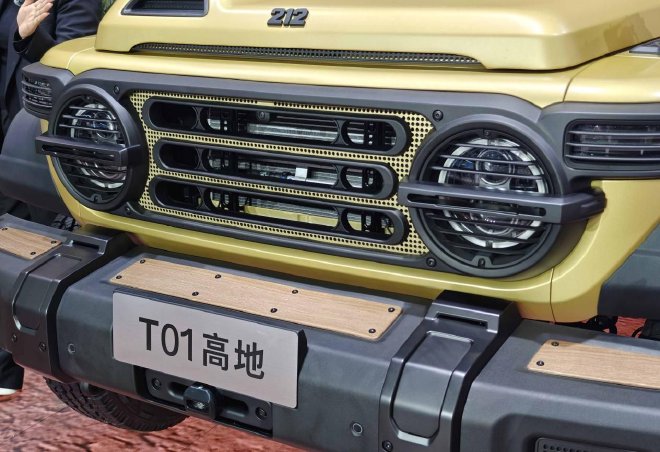 2025广州车展:售价20.58万元 212 T01高地版正式上市