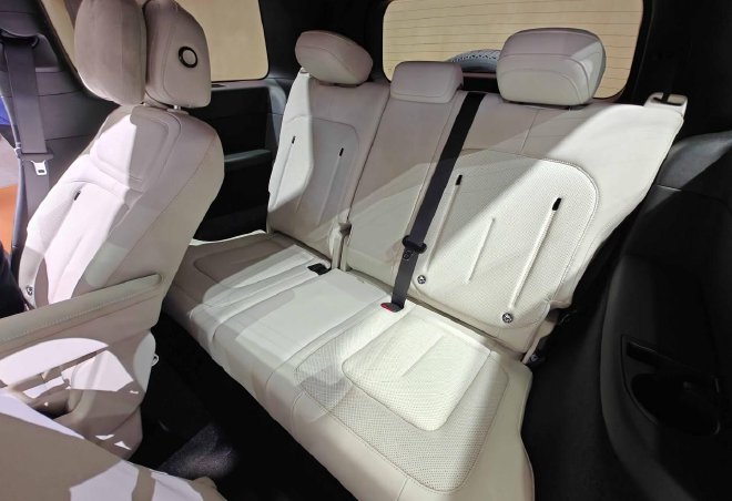 2025广州车展:极石ADAMAS 首秀