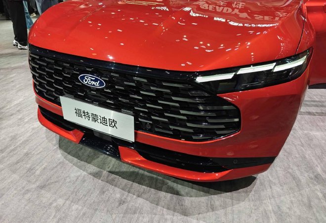 2025广州车展:新福特蒙迪欧/福特智趣烈马同步亮相