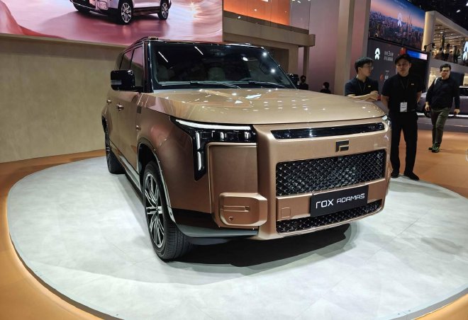 2025广州车展：极石ADAMAS 首秀