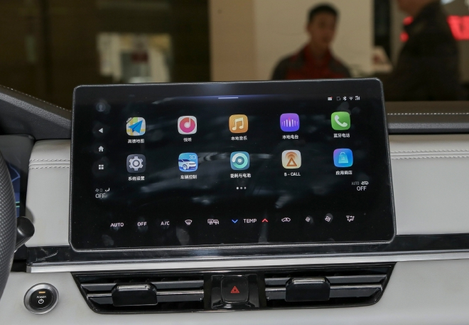 三种不同风格你站谁?紧凑型纯电SUV推荐