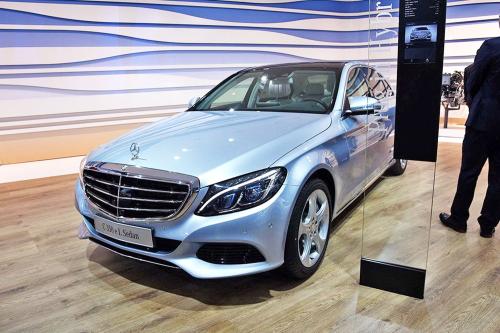 奔驰年内将推15款新车