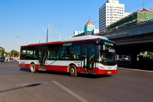 今起进出京长途客运、旅游包车停运 跨市公交正常运行