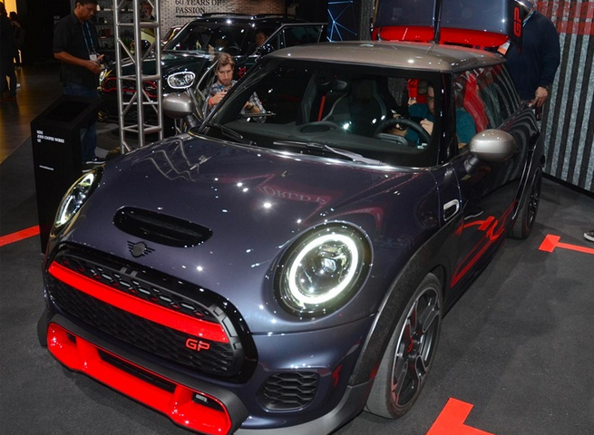 MINI Cooper JCW GP实拍！搭2.0T/明年正式交付