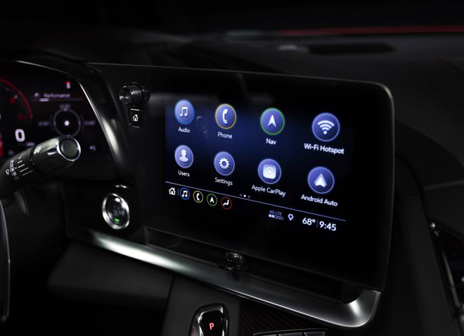 近期将交付 雪佛兰新科尔维特量产下线