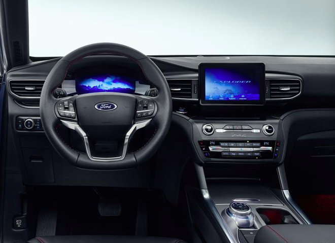 全新探险者PHEV官图发布 纯电续航40km