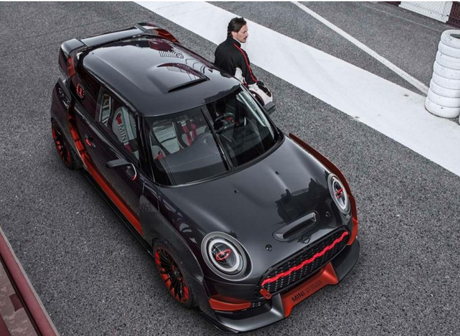 新MINI JCW GP预告图发布 最大功率超过300马力