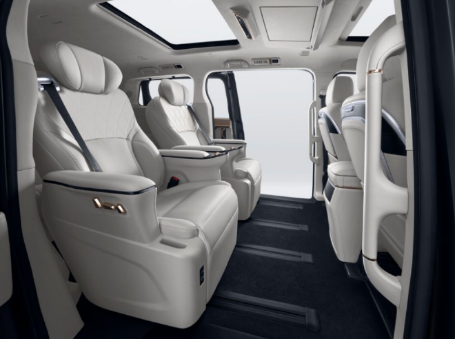 全新魏牌高山内饰首发 符合时下流行设计