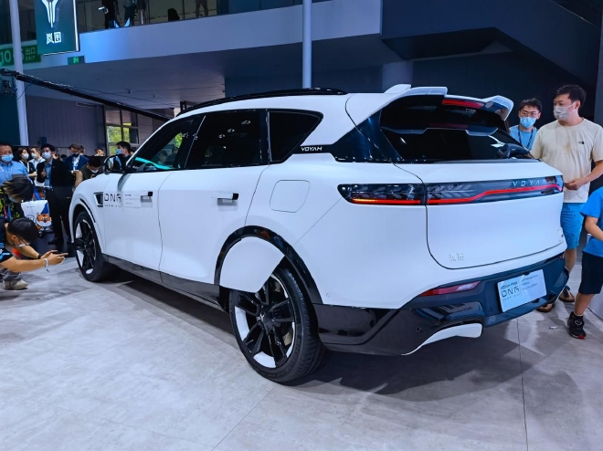 2022成都车展:岚图FREE DNA上市 售价37.99-41.99万元