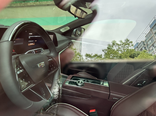 BBA和凯迪拉克都迎来换代 豪华车未来该是什么样子