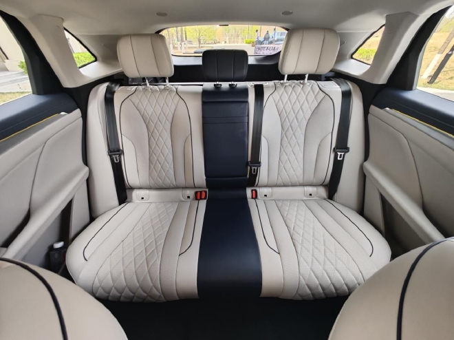加速迭代的大五座SUV 试驾魏牌新摩卡DHT-PHEV 加速迭代的大五座SUV 试驾魏牌新摩卡DHT-PHEV