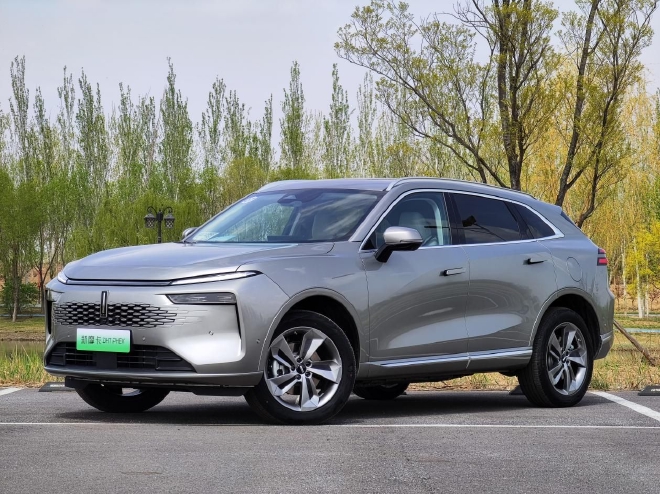 加速迭代的大五座SUV 试驾魏牌新摩卡DHT-PHEV 加速迭代的大五座SUV 试驾魏牌新摩卡DHT-PHEV