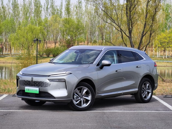加速迭代的大五座SUV 试驾魏牌新摩卡DHT-PHEV 加速迭代的大五座SUV 试驾魏牌新摩卡DHT-PHEV