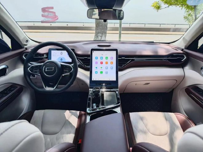 让家用场景更舒心 试驾一汽奔腾T90