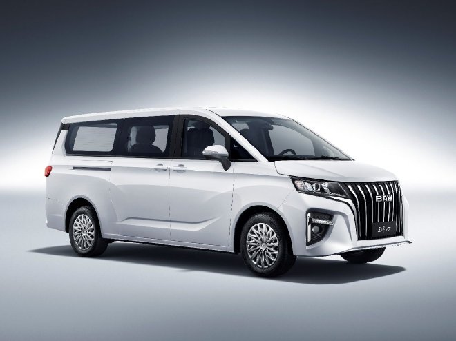 8AT+2.0自吸发动机 北汽制造卡路里F7/王牌M7上市