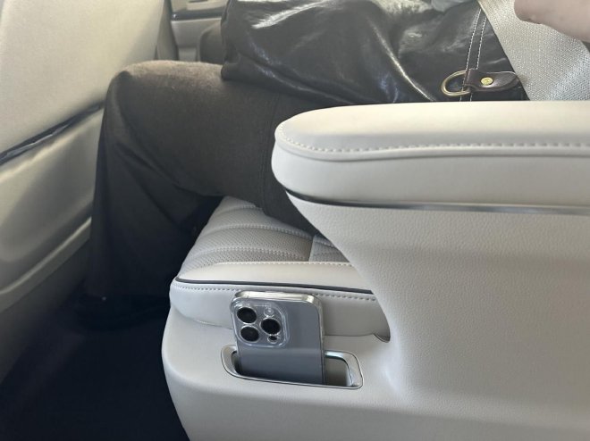 试驾新岚图梦想家 智驾舒享新体验