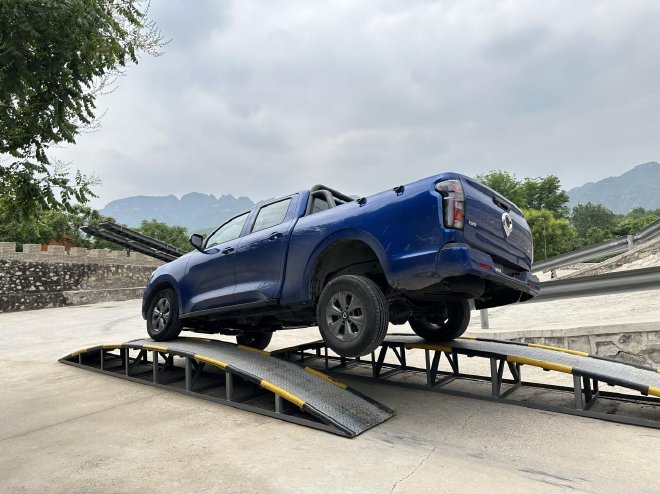 创富好伙伴 长城炮2.4T商用炮试驾体验