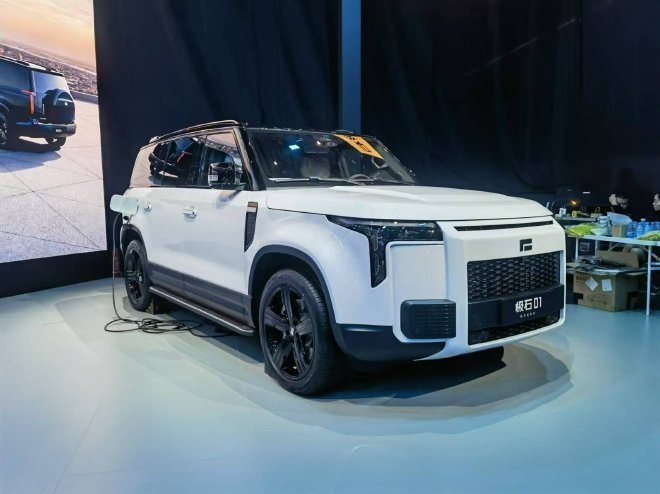 2024成都车展探馆:极石01标准续航版