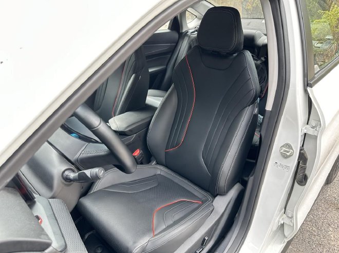 试驾吉利缤瑞COOL 7万级也能有驾驶乐趣