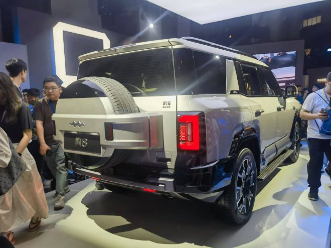 售37.98万元起,方程豹豹8正式上市