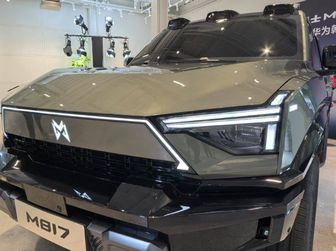2025上海车展:抢先体验东风猛士M817
