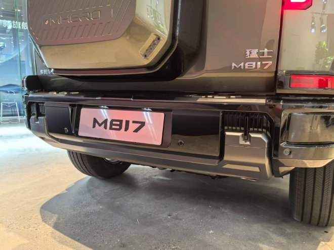 2025上海车展:抢先体验东风猛士M817