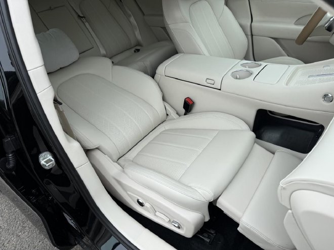 岚图FREE+正式上市 售价21.99-27.99万元