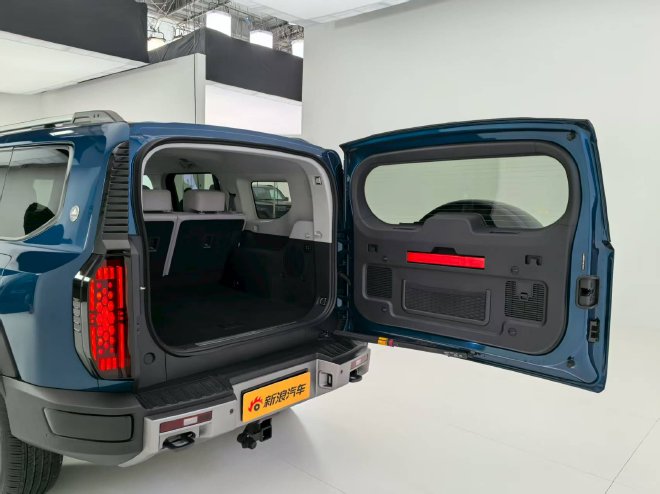 可城可野够硬派 静态体验纵横G700五座版