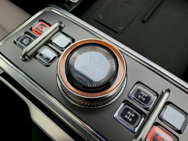 可城可野够硬派 静态体验纵横G700五座版